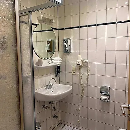 Отель Restaurant Frankenturm 3*