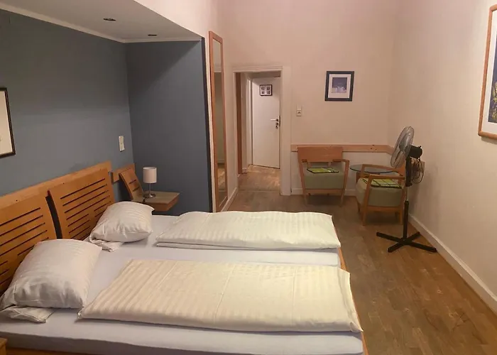 Restaurant Frankenturm ホテル 3*